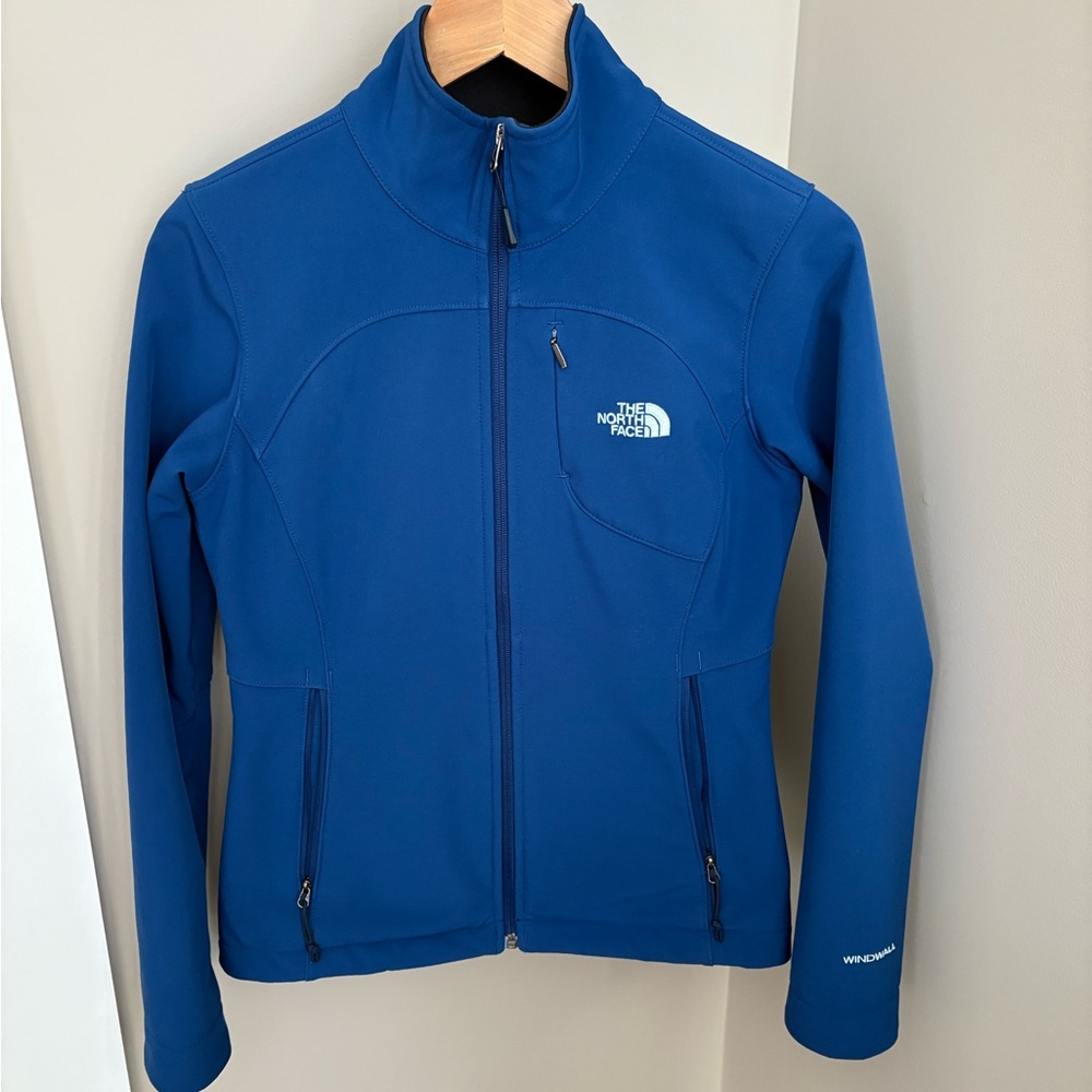 The North Face WindWall Jacket in Blue